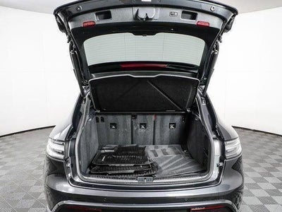 2023 Porsche Macan GTS