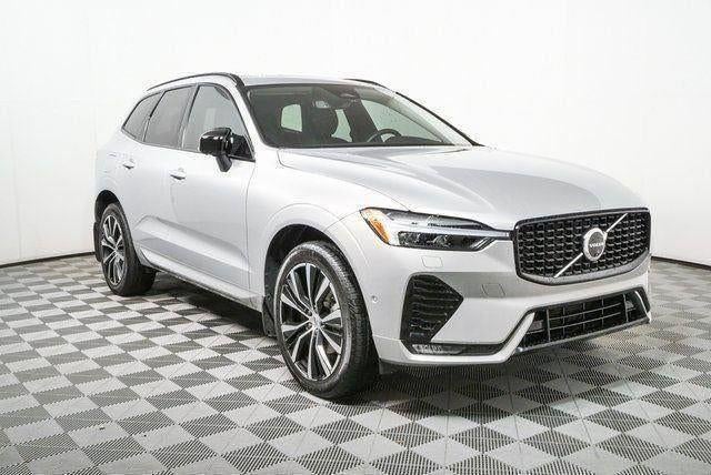 2024 Volvo XC60 Plus Dark Theme