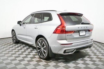 2024 Volvo XC60 Plus Dark Theme