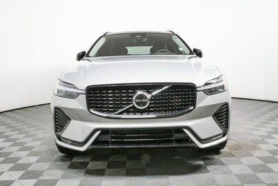 2024 Volvo XC60 Plus Dark Theme