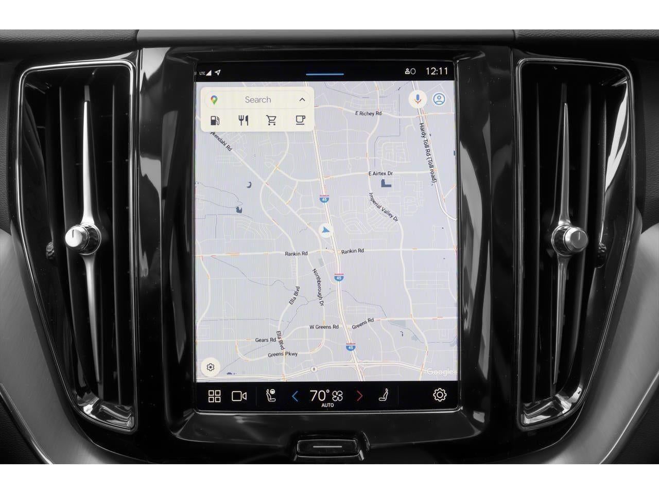 2024 Volvo XC60 Plus Dark Theme