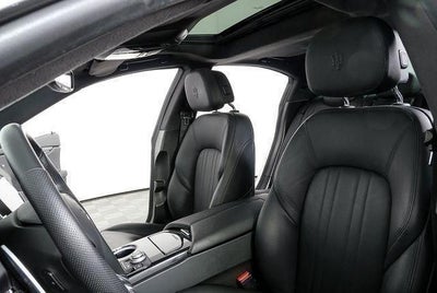 2022 Maserati Ghibli Modena Q4