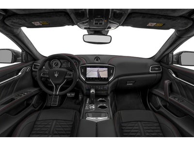 2022 Maserati Ghibli Modena Q4