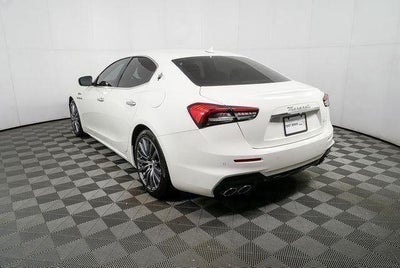 2022 Maserati Ghibli Modena Q4