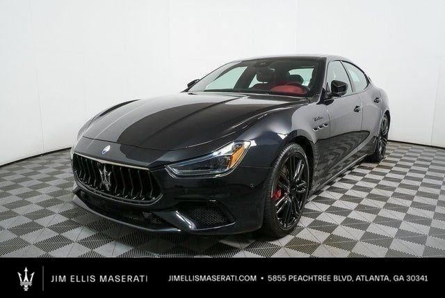 2023 Maserati Ghibli Modena Q4