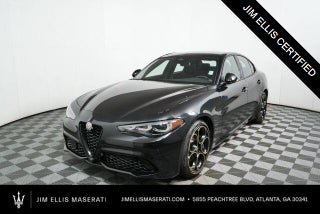 2025 Alfa Romeo Giulia Intensa