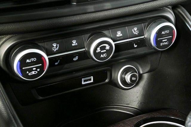 2022 Alfa Romeo Giulia Ti