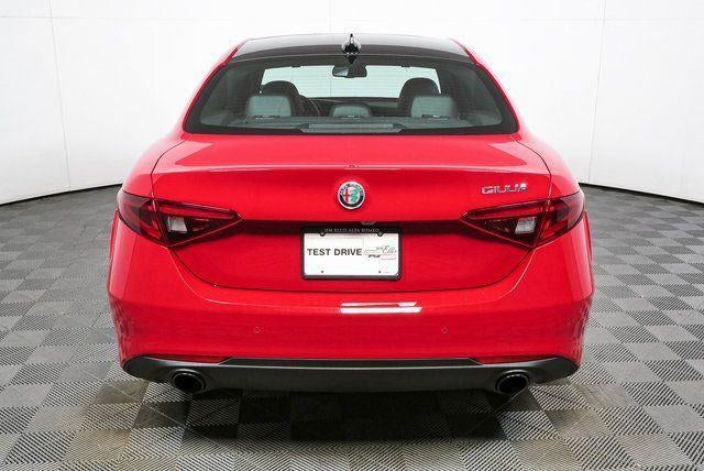 2022 Alfa Romeo Giulia Ti