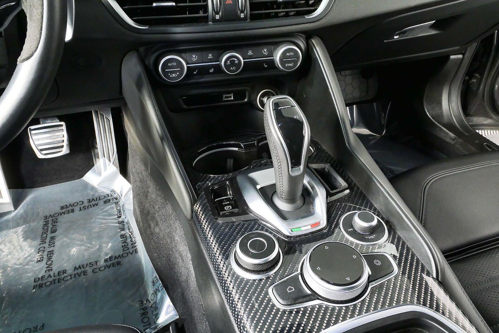 2023 Alfa Romeo Giulia Quadrifoglio