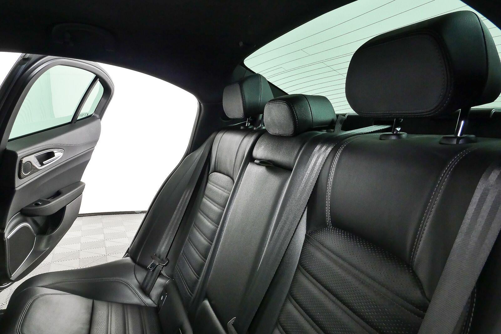 2023 Alfa Romeo Giulia Quadrifoglio