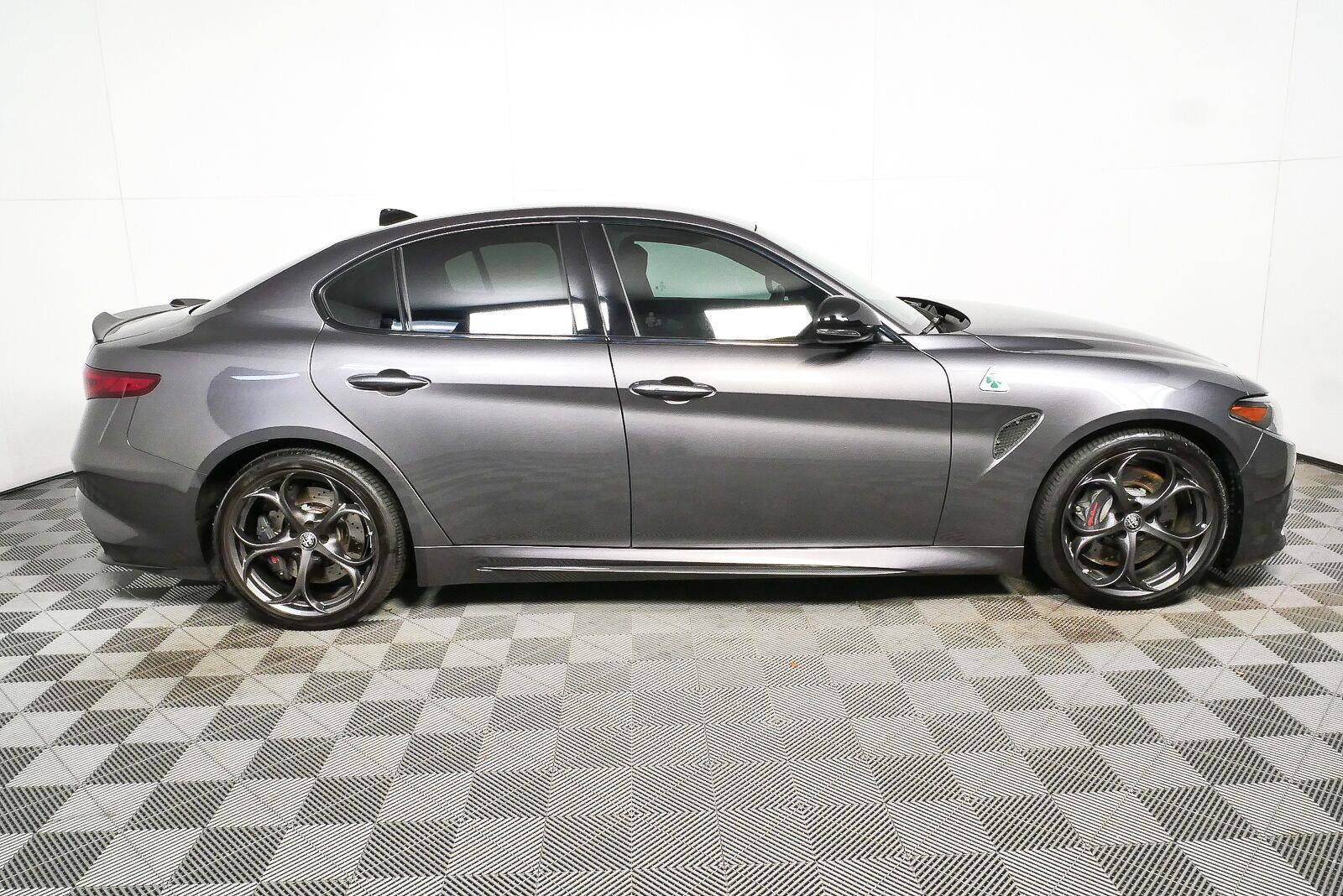 2023 Alfa Romeo Giulia Quadrifoglio