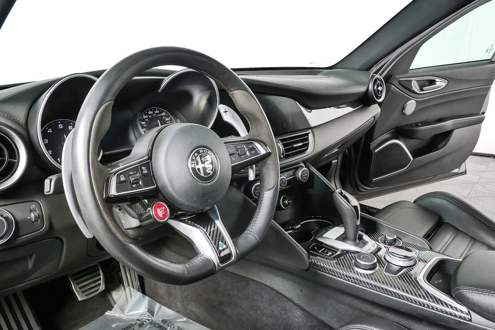 2023 Alfa Romeo Giulia Quadrifoglio