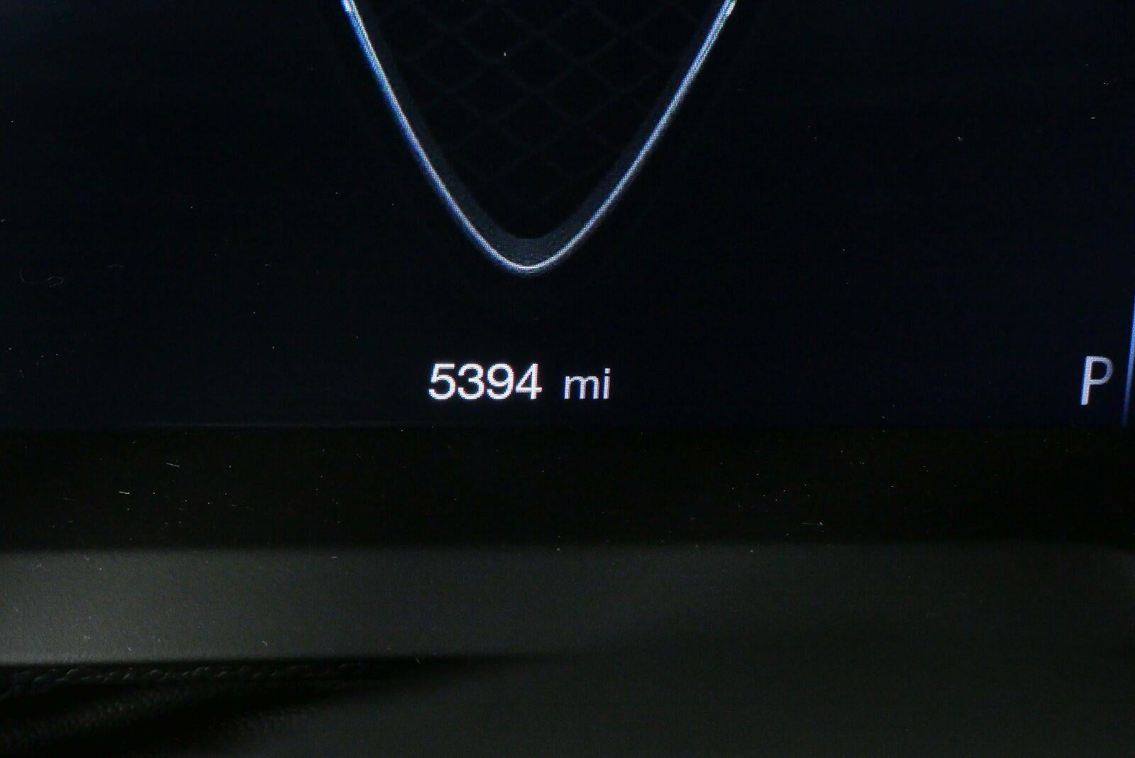 2024 Alfa Romeo Giulia Quadrifoglio Carbon