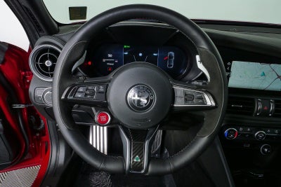 2024 Alfa Romeo Giulia Quadrifoglio Carbon