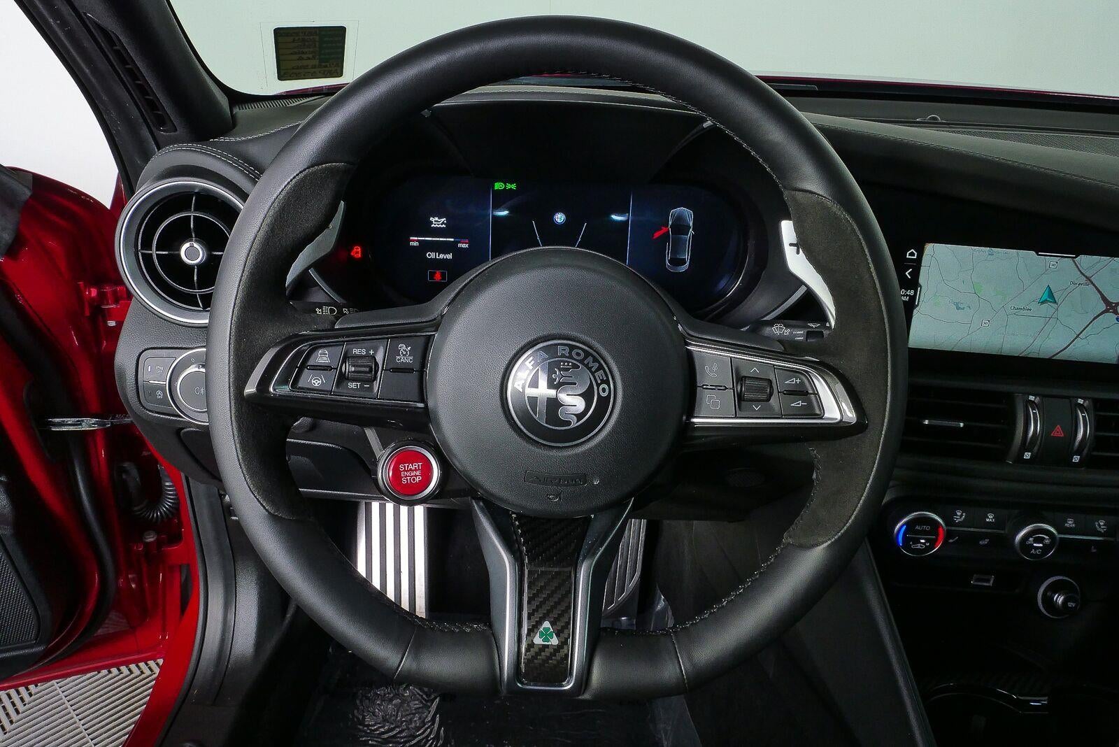 2024 Alfa Romeo Giulia Quadrifoglio Carbon