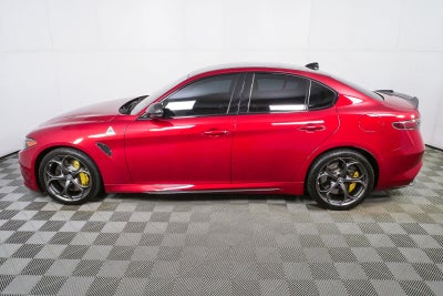 2024 Alfa Romeo Giulia Quadrifoglio Carbon