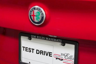 2024 Alfa Romeo Giulia Quadrifoglio Carbon