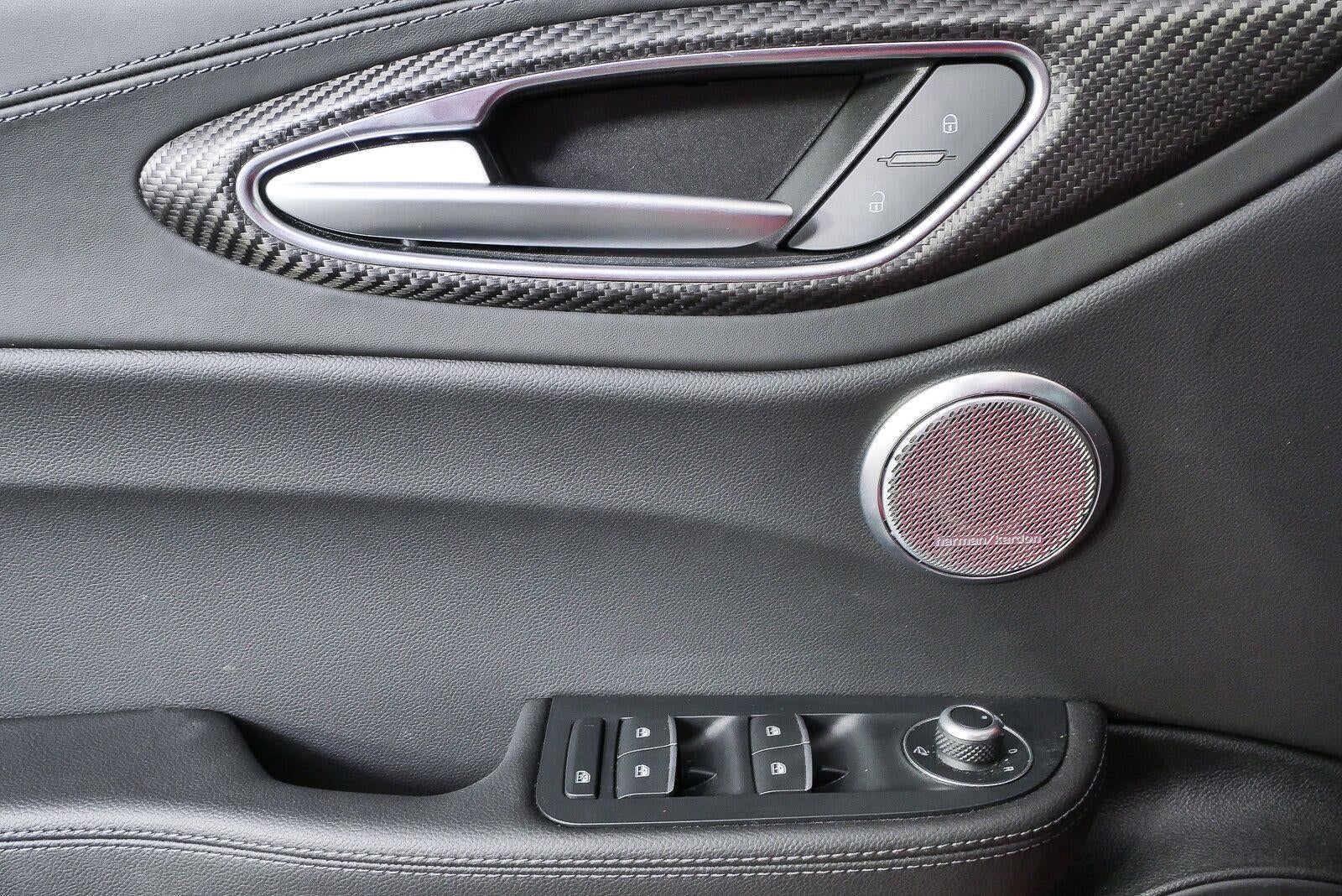 2024 Alfa Romeo Giulia Quadrifoglio Carbon