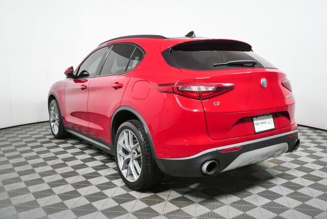 2018 Alfa Romeo Stelvio Sport