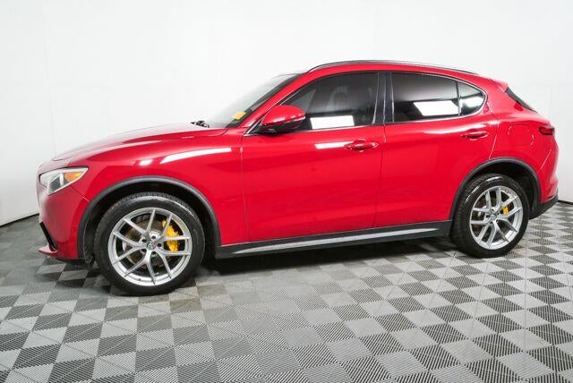 2018 Alfa Romeo Stelvio Sport