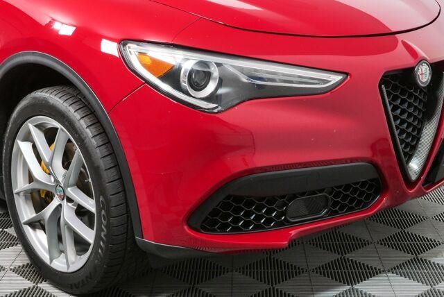 2018 Alfa Romeo Stelvio Sport