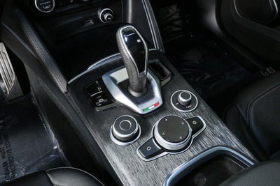2023 Alfa Romeo Stelvio Sprint