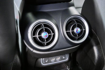 2023 Alfa Romeo Stelvio Sprint