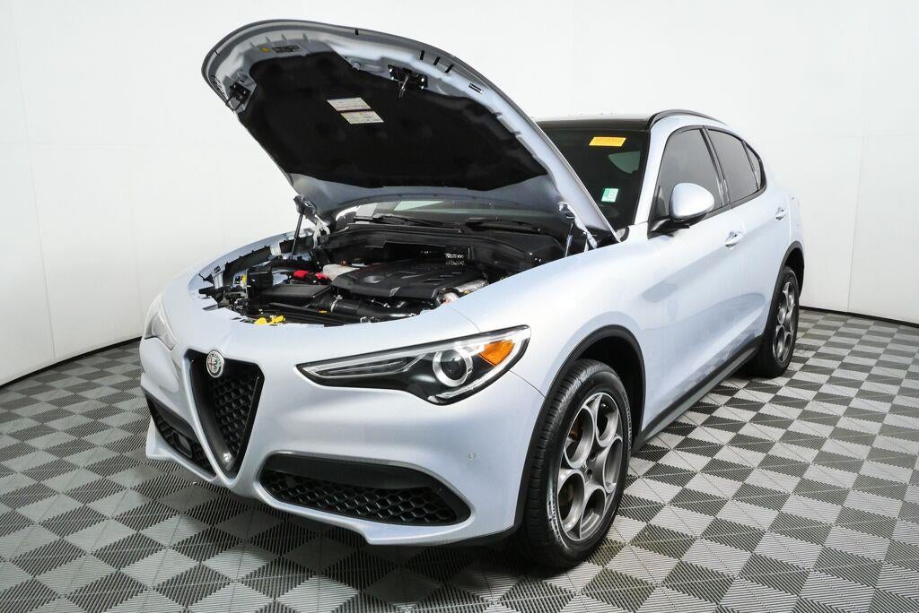 2023 Alfa Romeo Stelvio Sprint