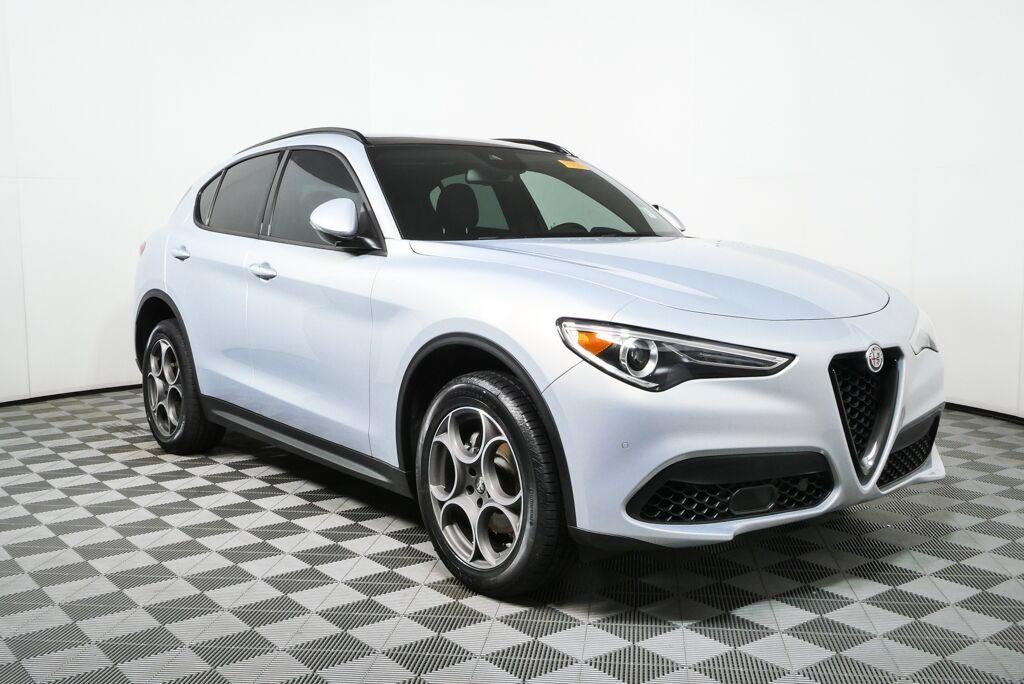 2023 Alfa Romeo Stelvio Sprint