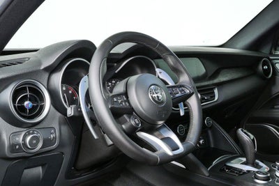 2023 Alfa Romeo Stelvio Sprint