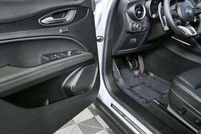 2023 Alfa Romeo Stelvio Sprint