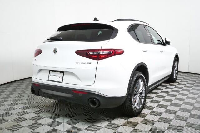 2022 Alfa Romeo Stelvio Sprint