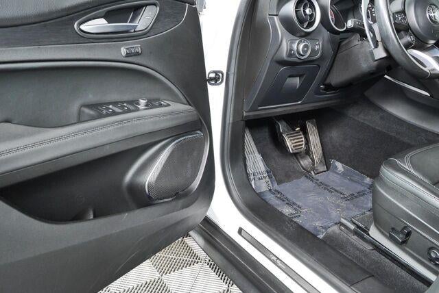2022 Alfa Romeo Stelvio Sprint