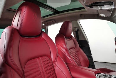 2023 Maserati Levante Modena