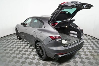 2022 Maserati Levante Modena