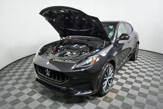 2027 Maserati Grecale Modena V6