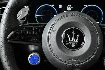 2025 Maserati Grecale Folgore 