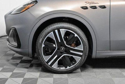 2025 Maserati Grecale Folgore 