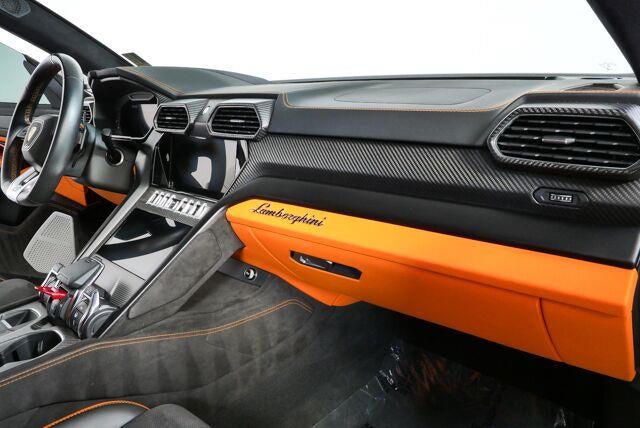 2024 Lamborghini Urus S
